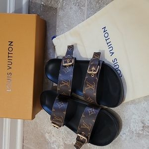 Copy- Louis Vuitton slides